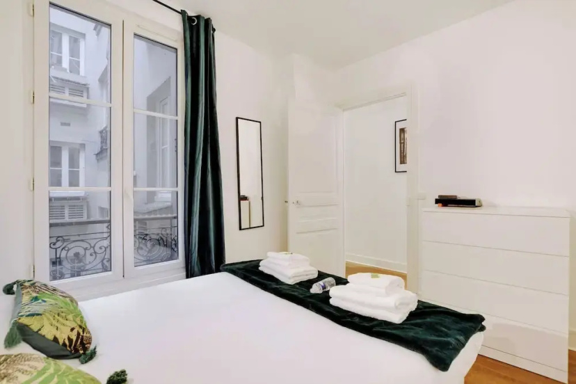 Magnificent Apartment - 1br/4p - Sacre-coeur — отзывы гостей и цены