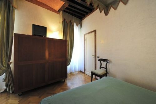 Цены на Sleep in Italy - San Marco Apartments в Венеции