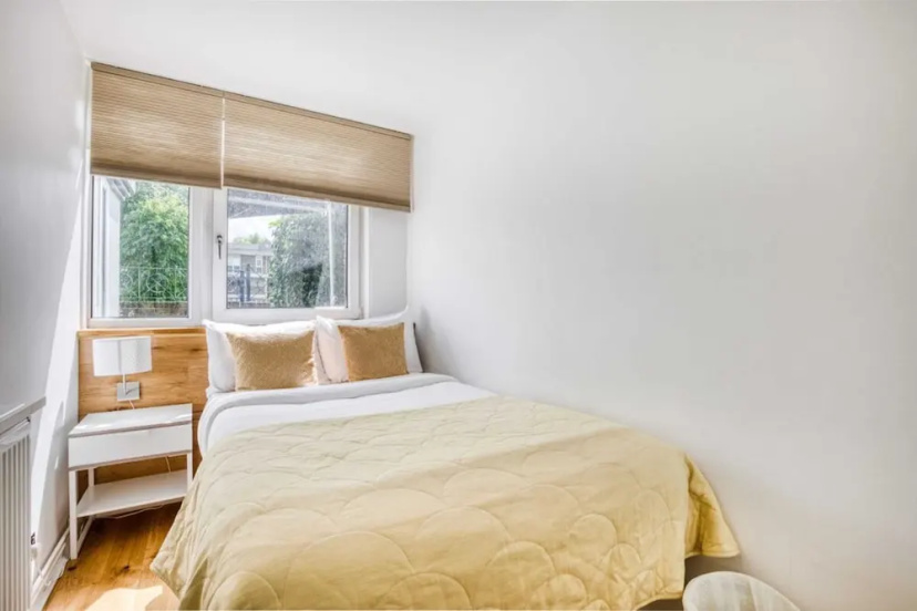 Homely 4 Bedroom House in Brixton — отель с удобствами в Лондоне