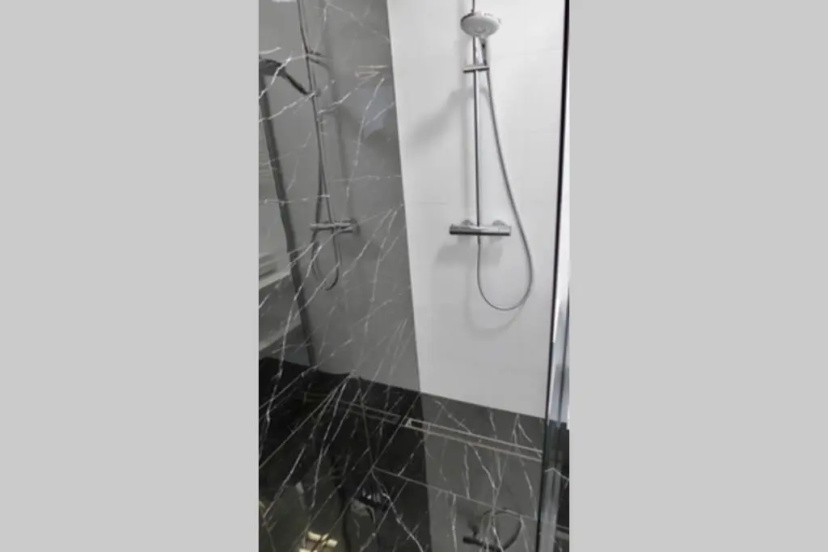 Sunny apartment in Wilanow close Town Hall, Palace — комфортный отель в Варшаве