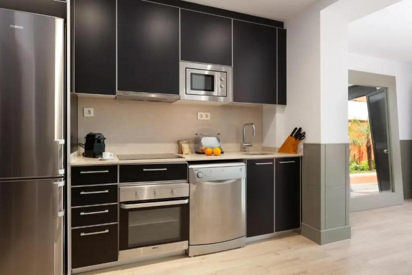Enjoybcn Patio de Gala Apartments — забронировать отель в Барселоне