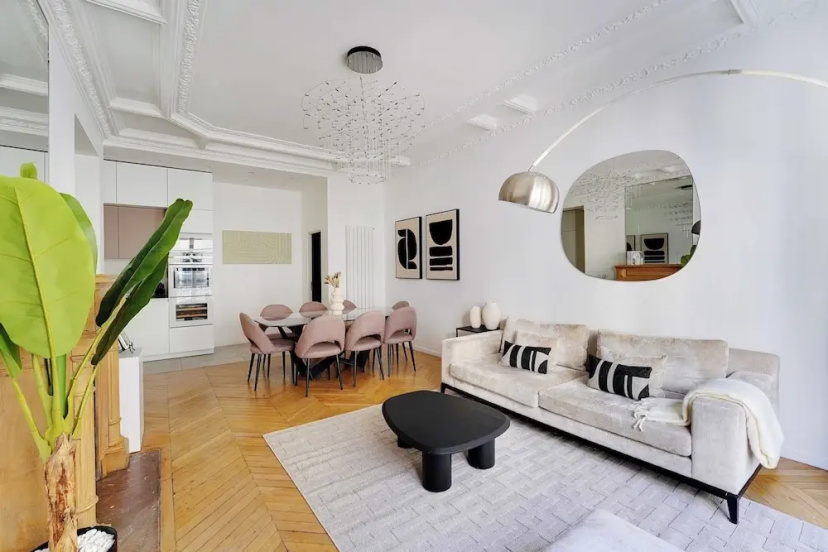 Beautiful Apartment - 2bd/4p - Arc de Triomphe — забронировать отель в Париже