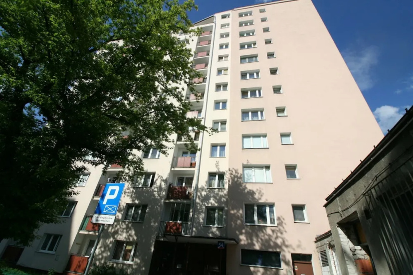Apartamenty Varsovie Twarda — отель с удобным расположением в Варшаве