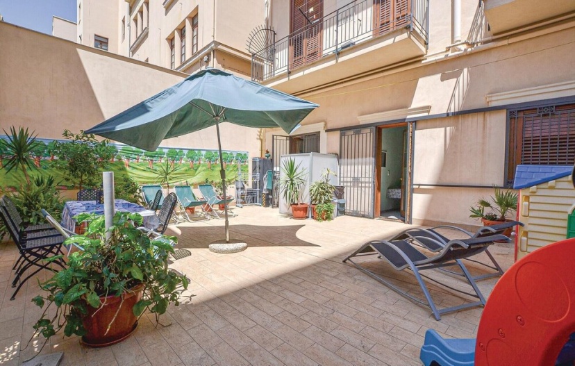 Nice Apartment in Palermo PA With 1 Bedrooms and Wifi — отель с удобствами в Палермо