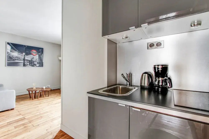 Apartment Living - Saint Dominique — отель в Париже, Франция
