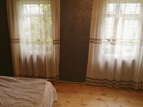 Цены на Nona's Guest House в Батуми