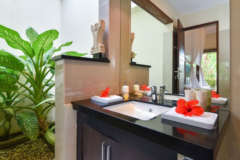 Villa Intan Legian Bali — комфортный отель в Кута