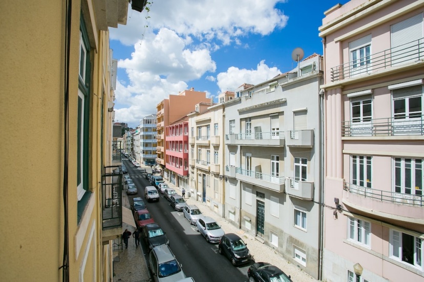 Caraujo Apartments — отель с удобствами в Лиссабоне