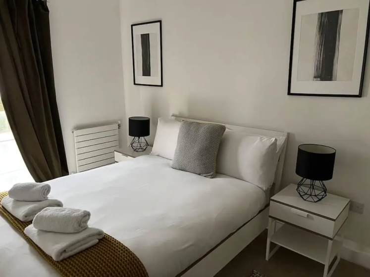 Modern 1 Bed Flat Near Station and City — отзывы гостей и цены