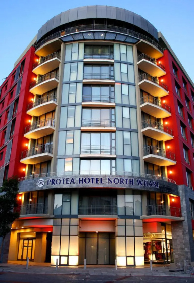 Protea Hotel by Marriott Cape Town North Wharf — отель в удобной локации в Кейптауне