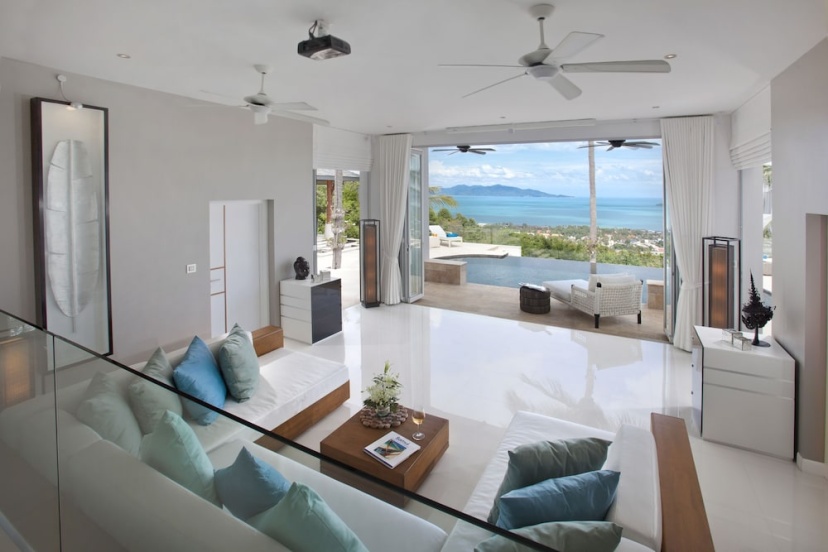 Villa Sarasuz is a 5 Star Luxury Villa Located on the Prestigious Bophut Hill — отель с удобствами в Кохе