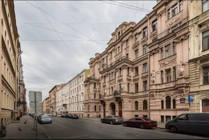 Апартаменты на Чехова — отель с удобным расположением в Санкт-Петербурге