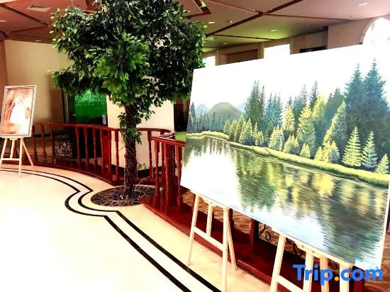 Manzhouli Grand Hotel — отель с отзывами гостей в Маньчжурия