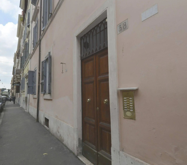 Цены на House & The City - Colosseo Apartments в Риме