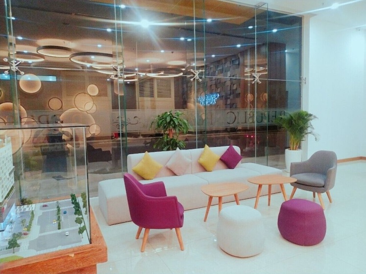 Republic Apartments Saigon Airport — отель с удобствами в Хошимине