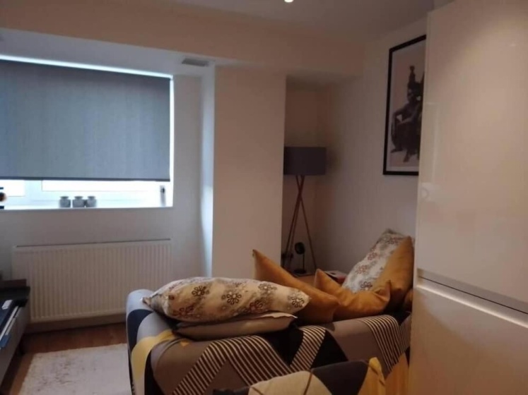 5 Mins to East Croydon Station With Concierge — отель с удобствами в Лондоне