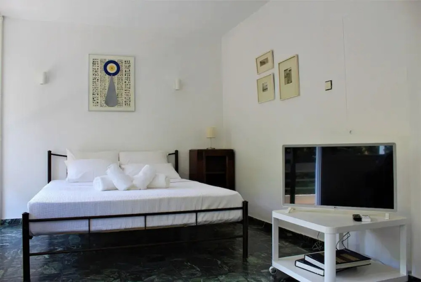Ionos Dragoumi 34 Athens Comfy Studio — отель с удобным расположением в Афины