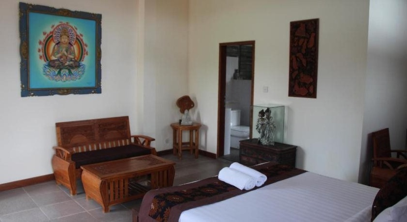 Nur Guest House — отель с удобствами в Убуде