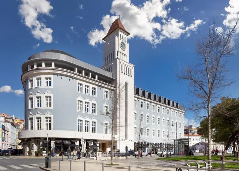 Gary01 Exclusive Top Floor 2BD by the Timeout Market — отель с удобствами в Лиссабоне