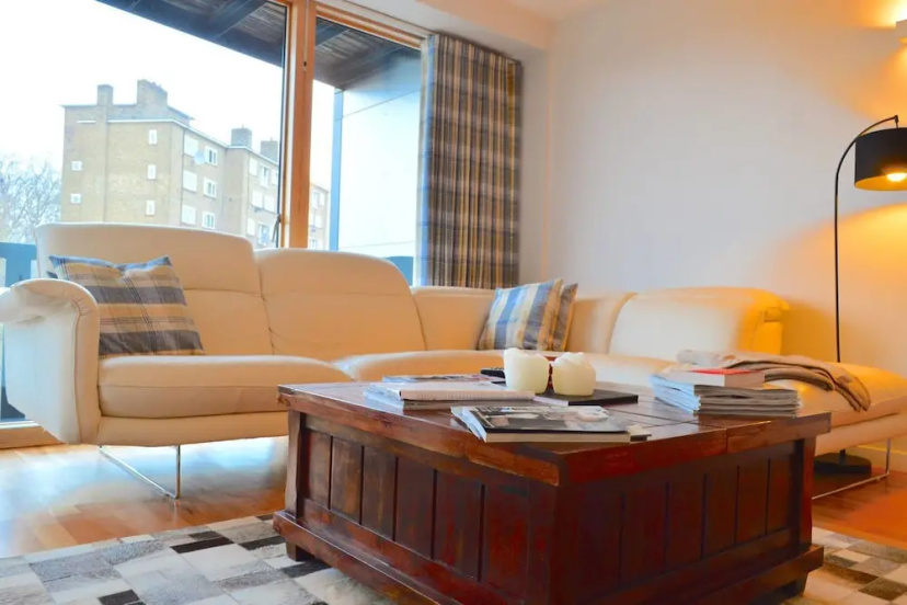 2 Bedroom Canal Apartment Close to Shoreditch — отель с удобным расположением в Лондоне