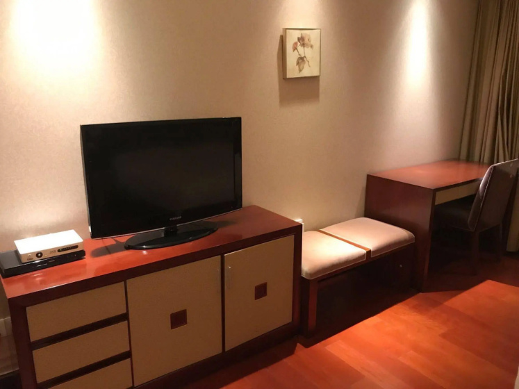 Jingan Ziyuan Apartment 4 — отель в Шанхае, Китай