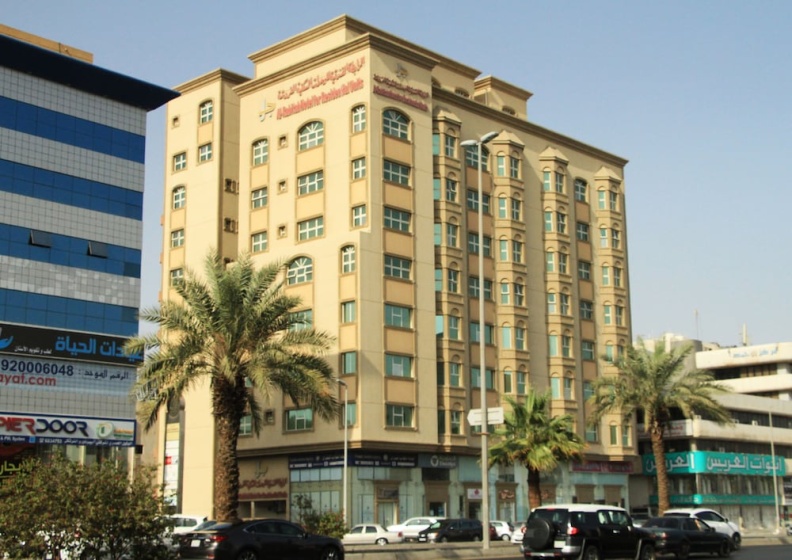 Al Rabitah Al Fondoqeiah Apartments — отель с удобствами в Джидде