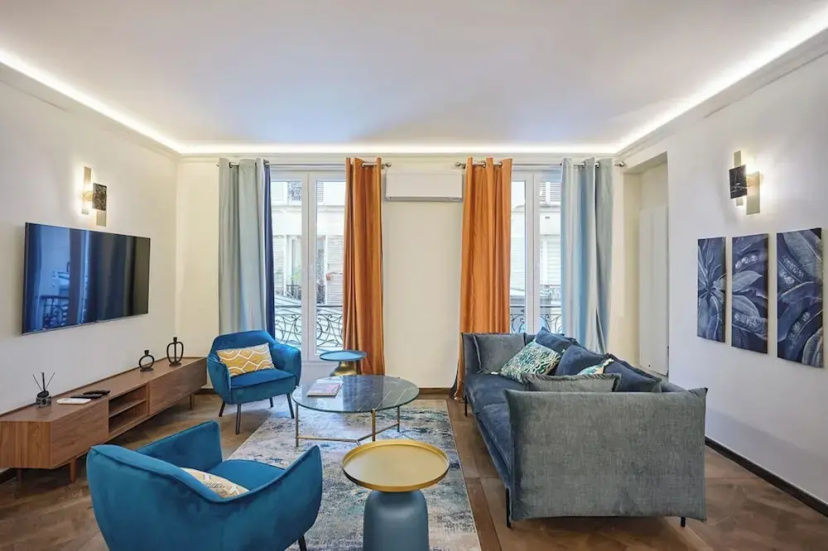 Sublime Apartment in the Heart of the Marais — отель с удобным расположением в Париже