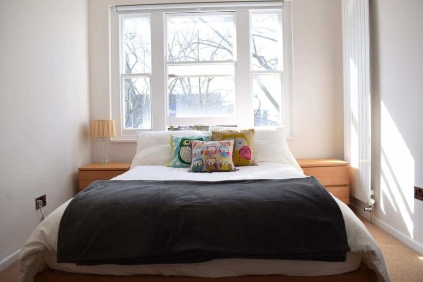 2 Bedroom Flat Near Notting Hill — забронировать отель в Лондоне