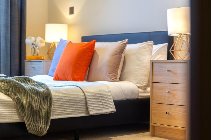 Two Bedroom Apartments in Limehouse — отель с удобствами в Лондоне