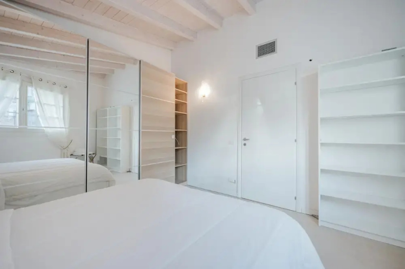 Casa dell'Aquila - 10 min from Venice — отель с удобствами в Венеции