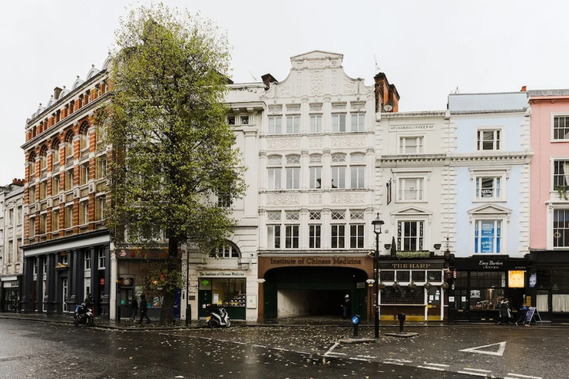 Trafalgar Square by Excel Apartments — комфортный отель в Лондоне