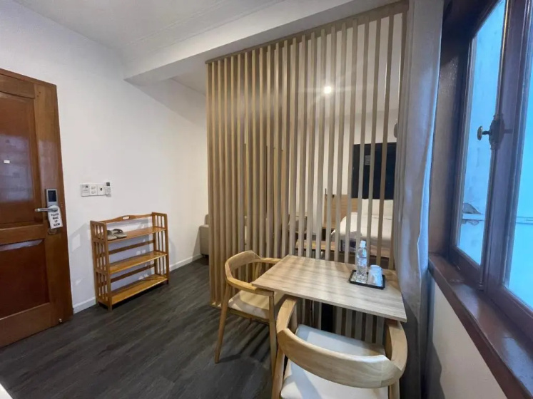 Locasis Japanese Service Apartment — отзывы гостей и цены