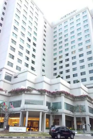 Сравните цены на AC Hotel by Marriott Kuala Lumpur в Куала-Лумпуре