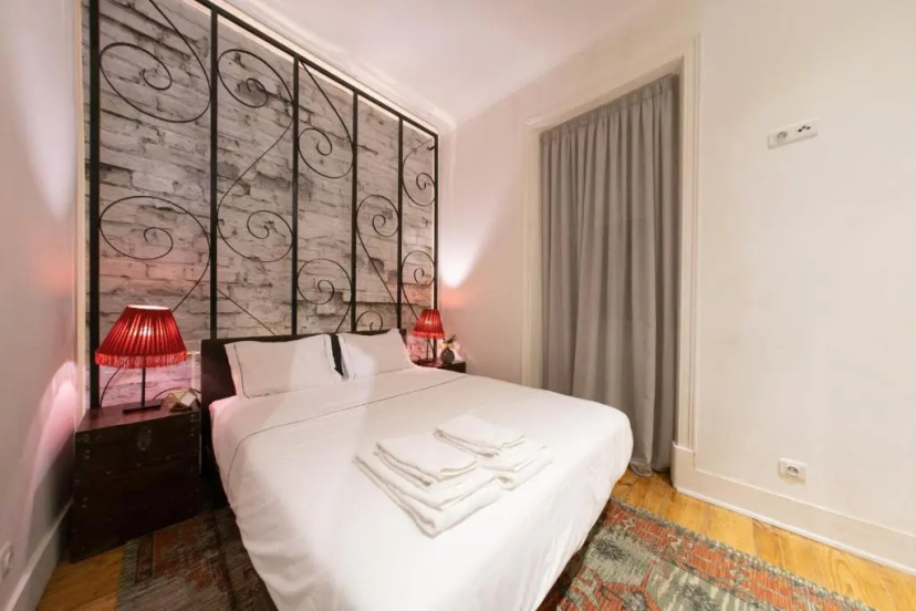 Bliss Lisbon Apartments - Avenidas — отель с удобным расположением в Лиссабоне