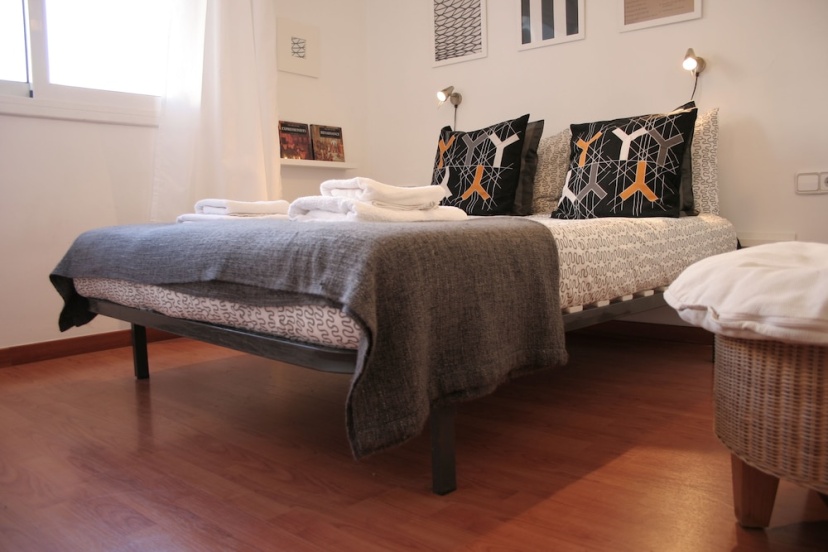 Avenida Apartments Urgell — отель с удобным расположением в Барселоне