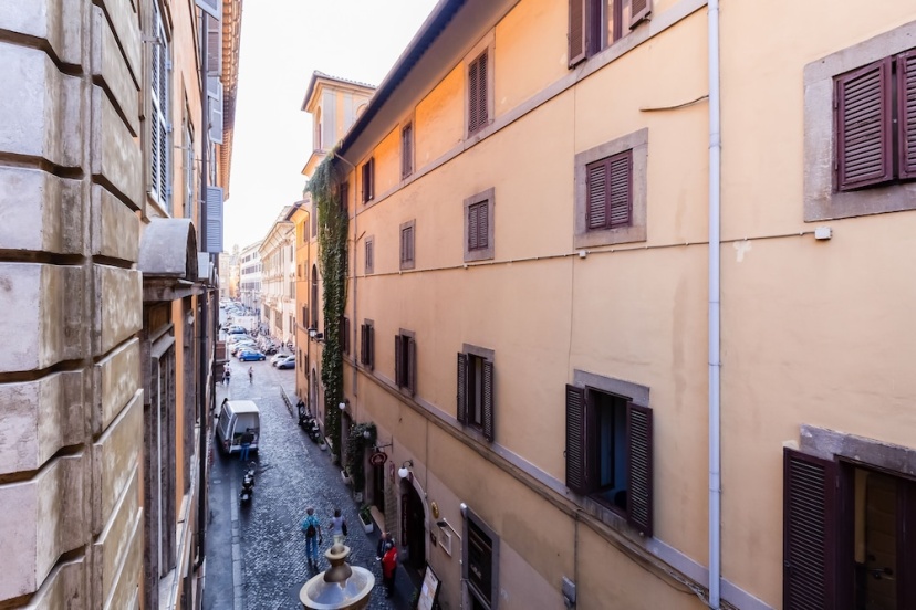 Wonderful Apartment near Trevi Fountain — комфортный отель в Риме