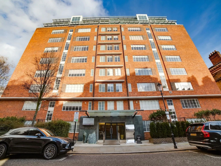Цены на Attractive Apartment in London Near Somerset House в Лондоне