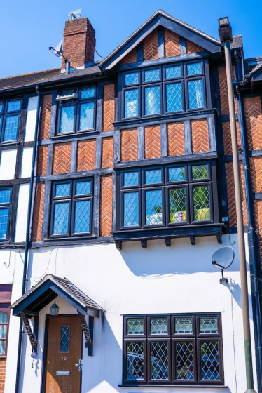 Cleave House - Stylish & Chic 3 Bed House Mins From Central London — отель с удобным расположением в Лондоне