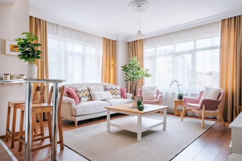Charming Oasis w Balcony 5 min to Bull Statue — отель с удобным расположением в Стамбуле