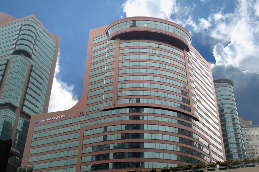 Hilton Shanghai City Center — отель с удобным расположением в Шанхае