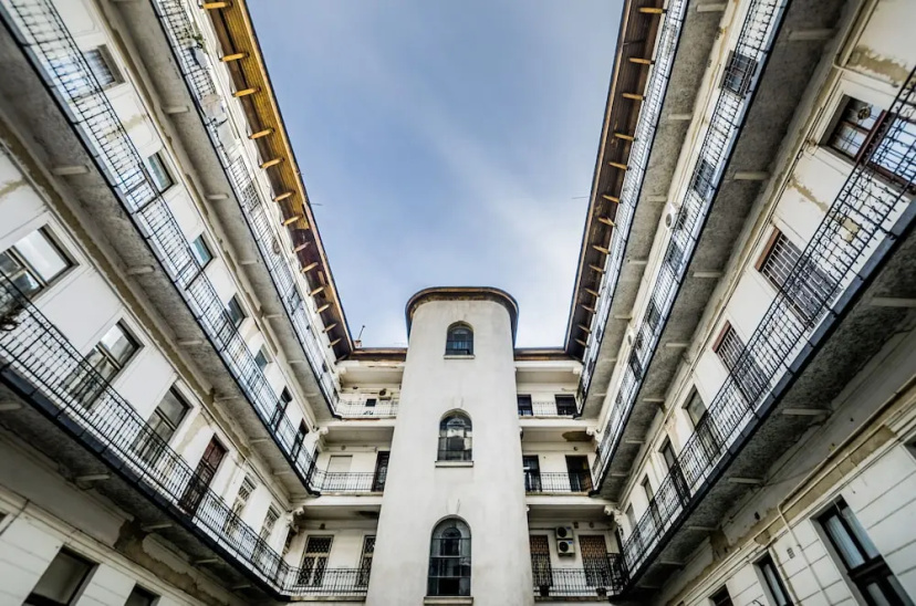 Opera Family Apartment Budapest — отель в Будапеште, Венгрия