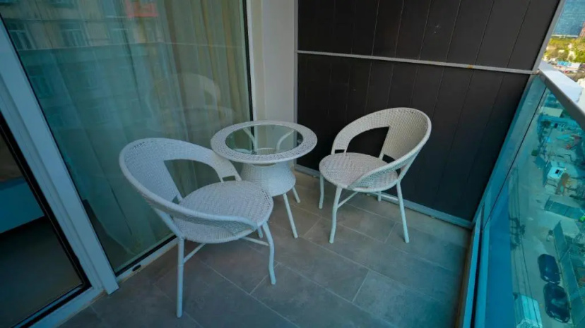 Leo Group Luxury Apartment 10-213 Sunrise Batumi — отель с удобствами в Батуми