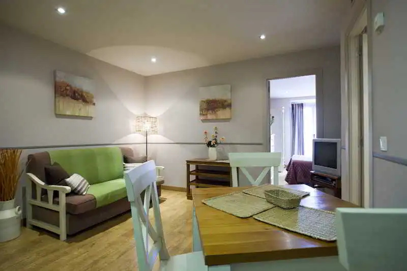 Palacio Apartments Madrid - VIP — отель с удобным расположением в Мадриде