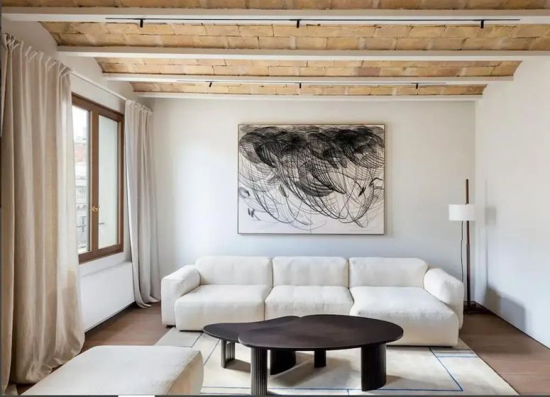 Barcelona Blissful Apartment Escape — забронировать отель в Барселоне