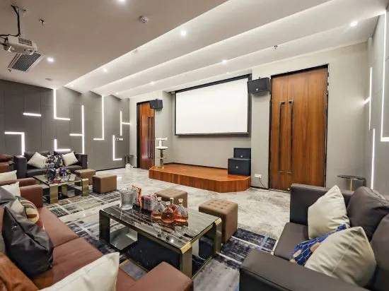 CJIA Premium Apartment (Guangzhou Panyu Avenue) — комфортный отель в Гуанчжоу