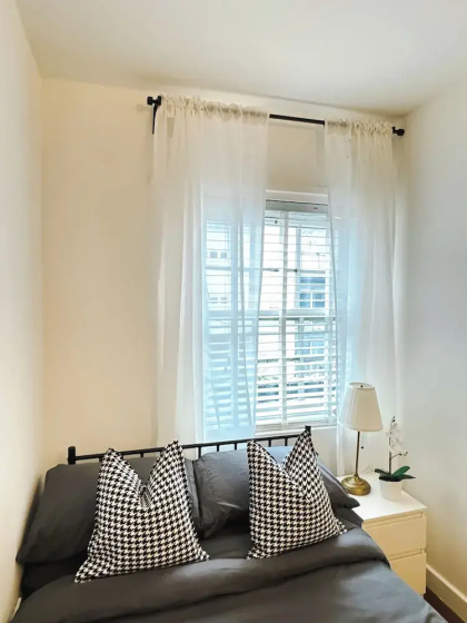Comfortable One Bedroom Apartment London — комфортный отель в Лондоне