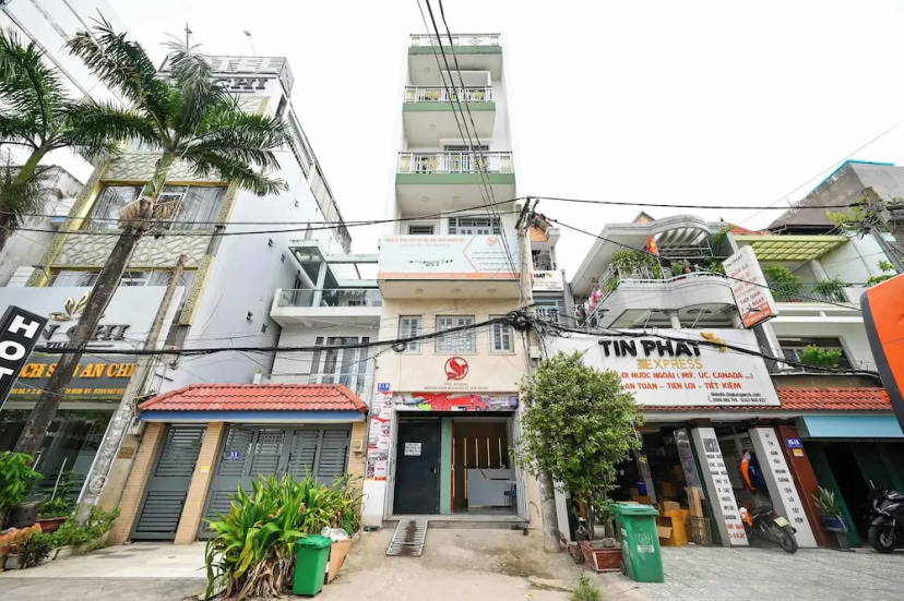 Montana Hotel & Apartment Saigon Airport — отзывы гостей и цены
