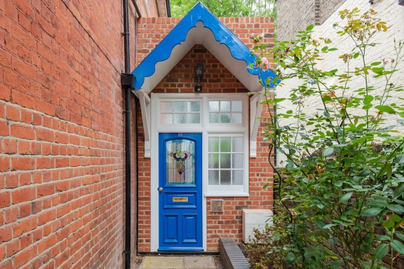 Bright 2Br Home In Wimbledon 4 Guests — отель с удобствами в Лондоне