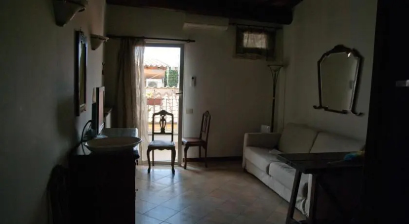 Apartment In Historical Centre Of Rome — отель с удобным расположением в Риме