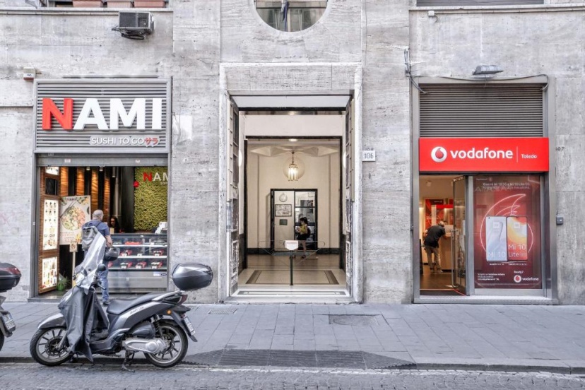 Piazza Carità — отель в Неаполе, Италия